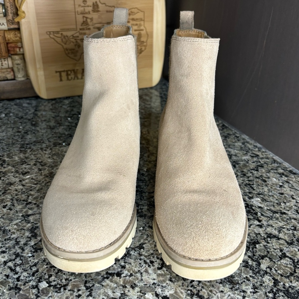 Crown Vintage Tipryn Cream Suede Chelsea Boots Size 7 1/2 - Picture 5 of 15